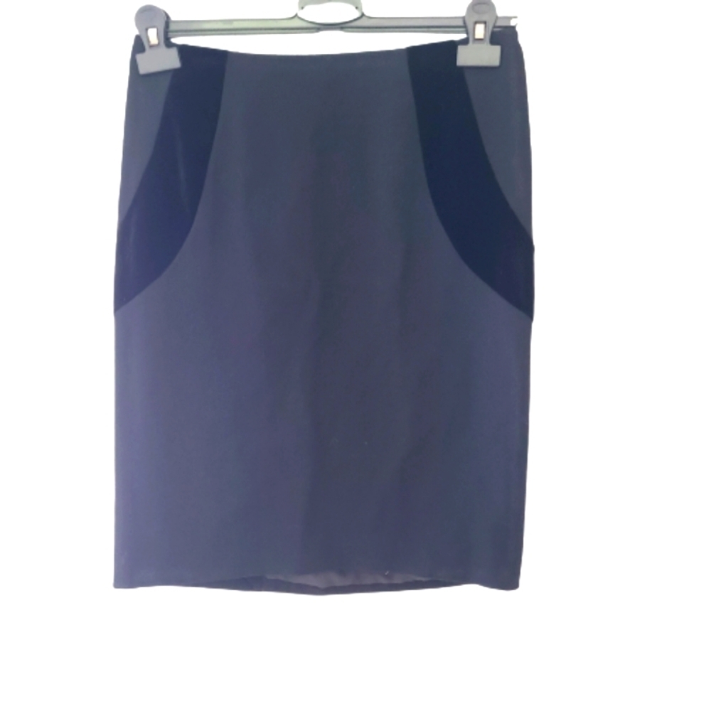 VALENTINO virgin wool black skirt
